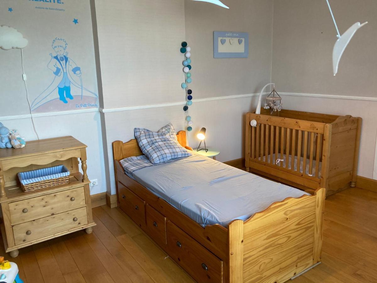 Вилла Belle Maison De Famille Usson-en-Forez Экстерьер фото